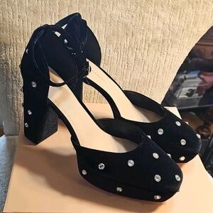 Loeffler Randall Selina Black/Crystal Closed Toe Platform in Black Size 11.5